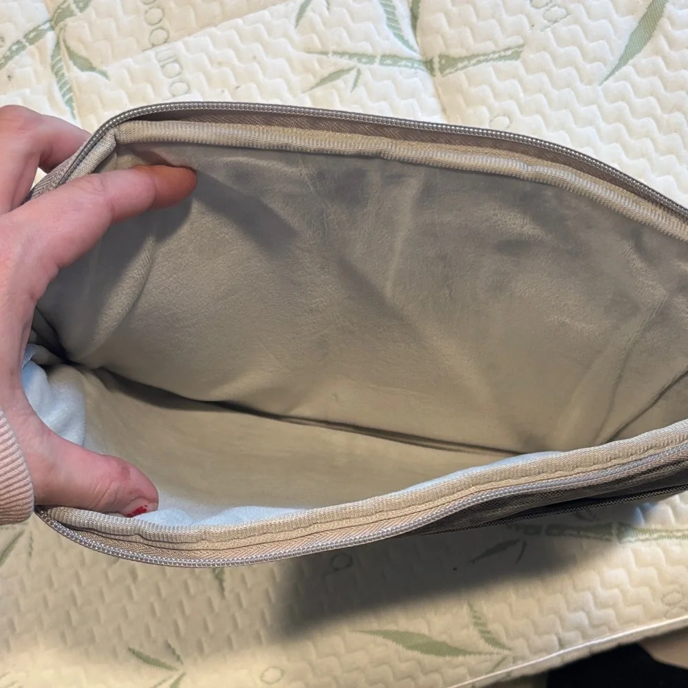 Gray Laptop Sleeve with Front Pocket